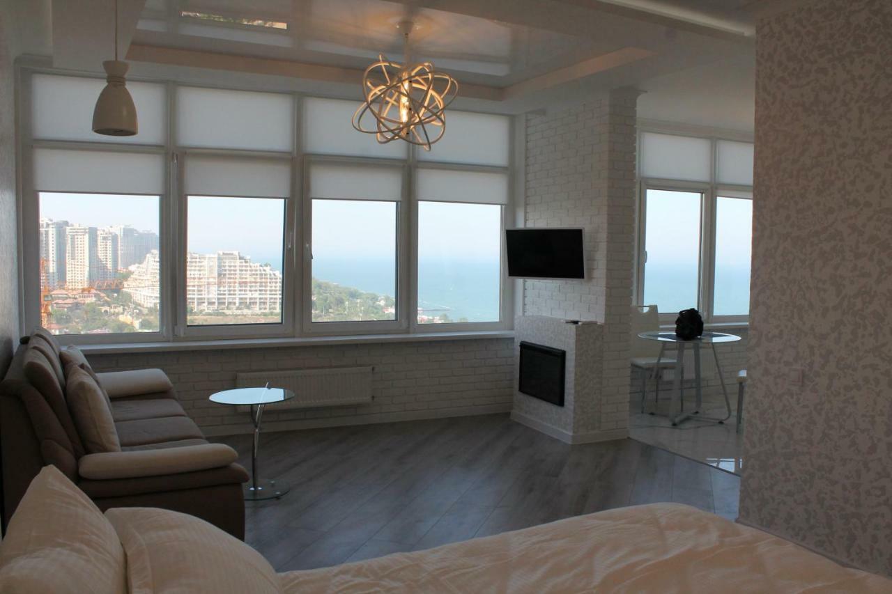 M&P Vip Appartments In Arkadia Odessa Dış mekan fotoğraf