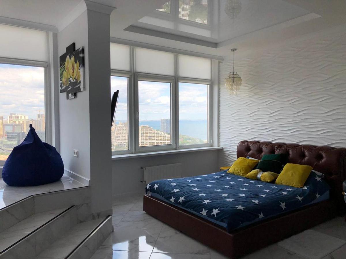 M&P Vip Appartments In Arkadia Odessa Dış mekan fotoğraf